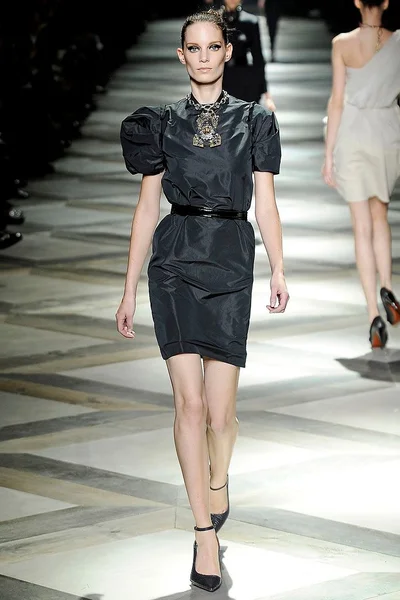 Look 31